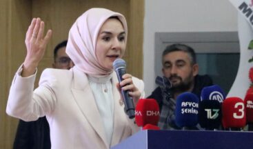 Biz aile dedikçe, onlar kadın diyor