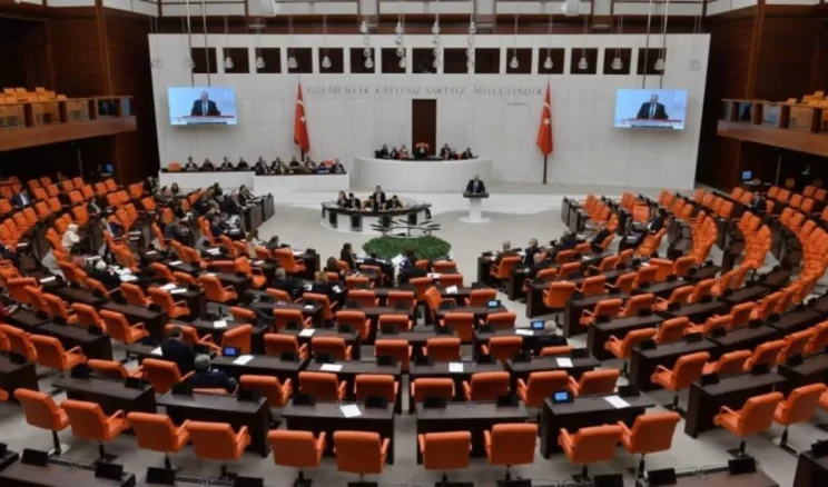 Türkiye Adalet Akademisi Kanunu Teklifi, TBMM Adalet Komisyonunda kabul edildi